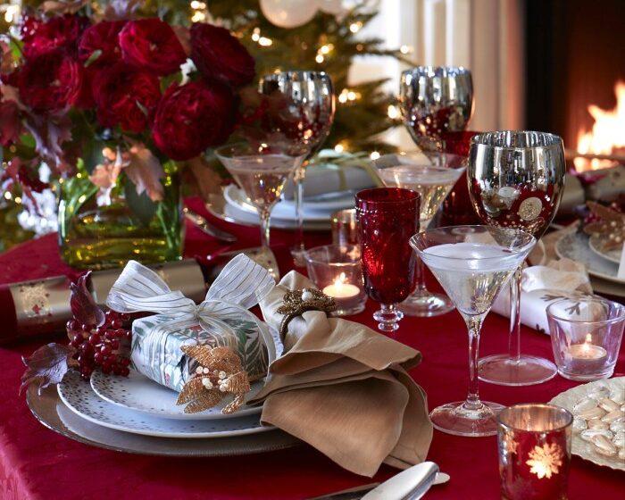 How to make a table decoration for christmas